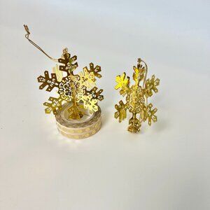 Vintage Christmas Ornament Bundle Snowflakes Gold Filigree 3D